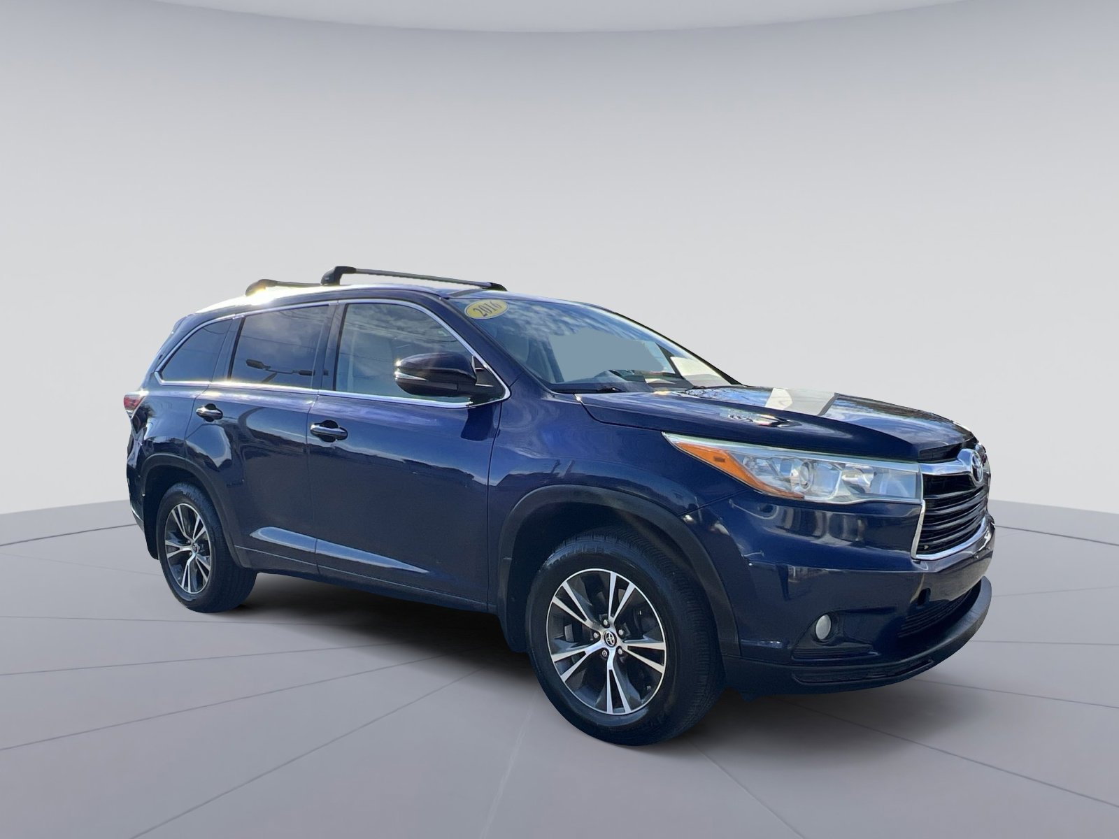 Used 2016 Toyota Highlander XLE image 11