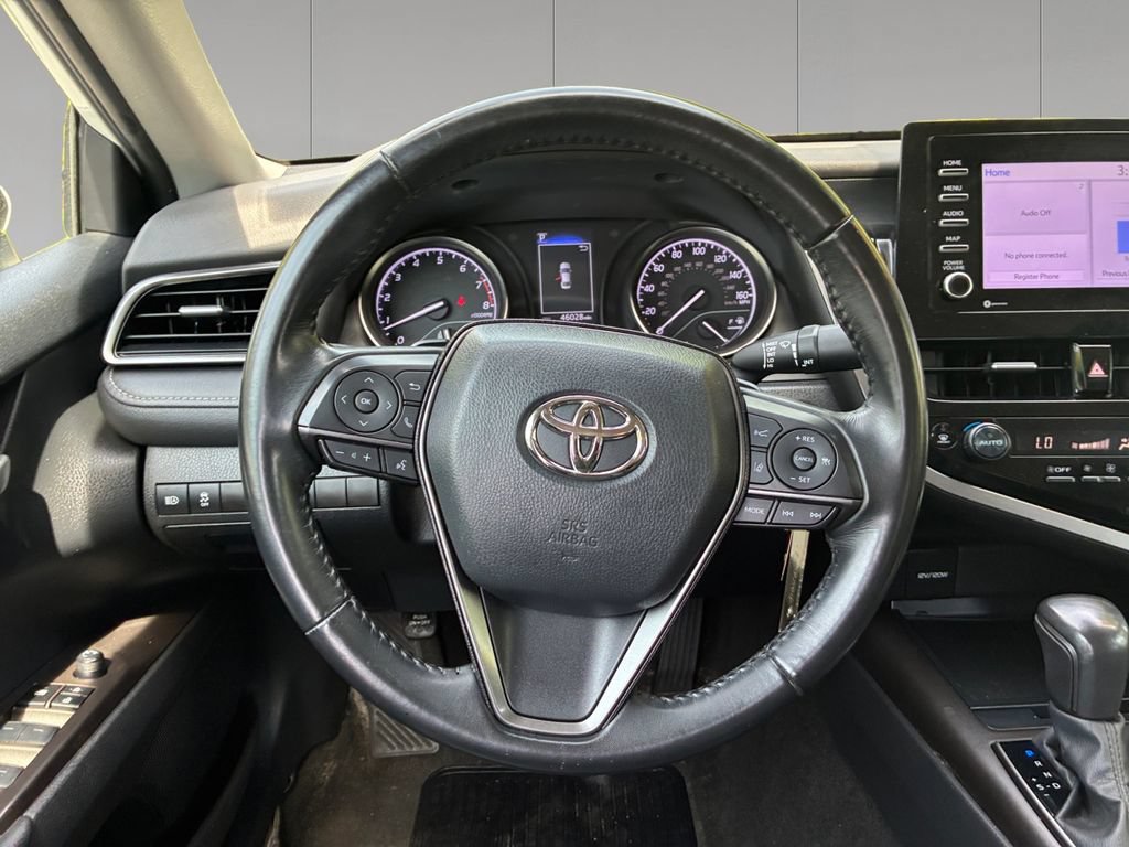 Used 2023 Toyota Camry SE FWD image 13