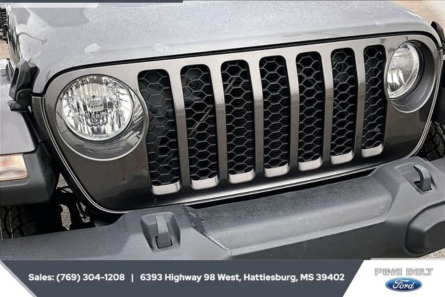 Used 2021 Jeep Gladiator Sport image 22