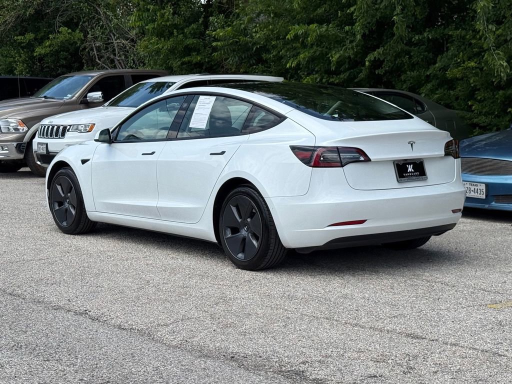 Used 2021 Tesla Model 3 Standard Range Plus RWD image 5