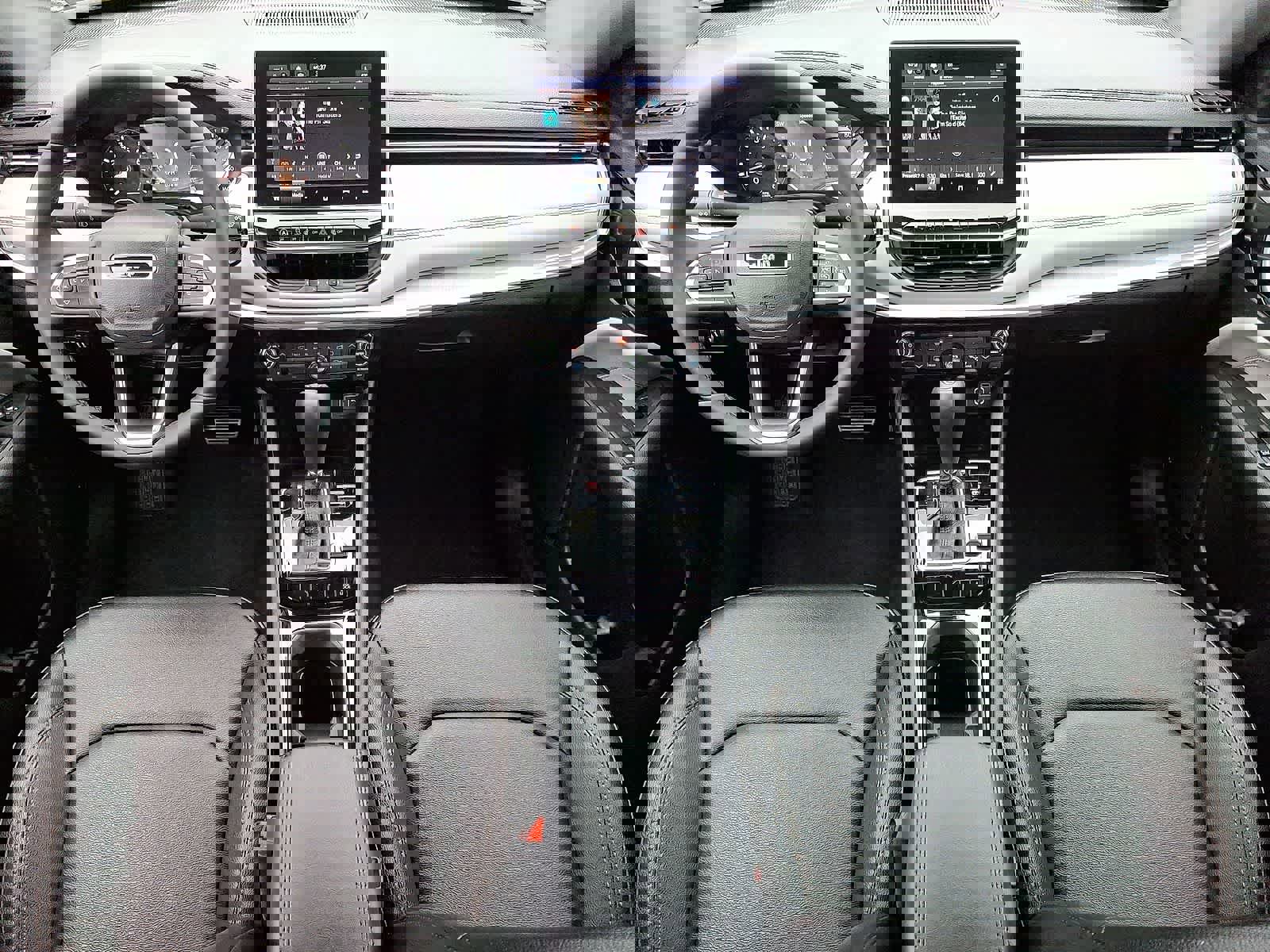 Used 2024 Jeep Compass Limited image 11