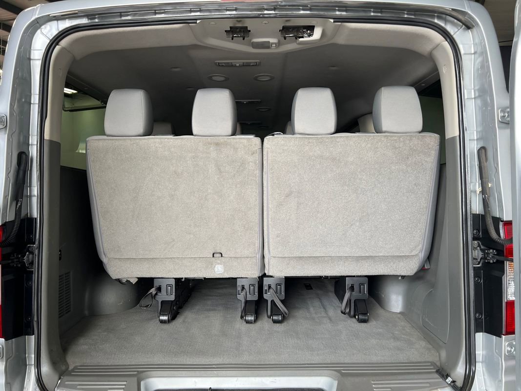 Used 2017 Nissan NV 3500 SV image 38