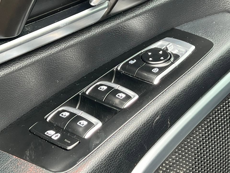 Used 2023 Kia Telluride SX image 17