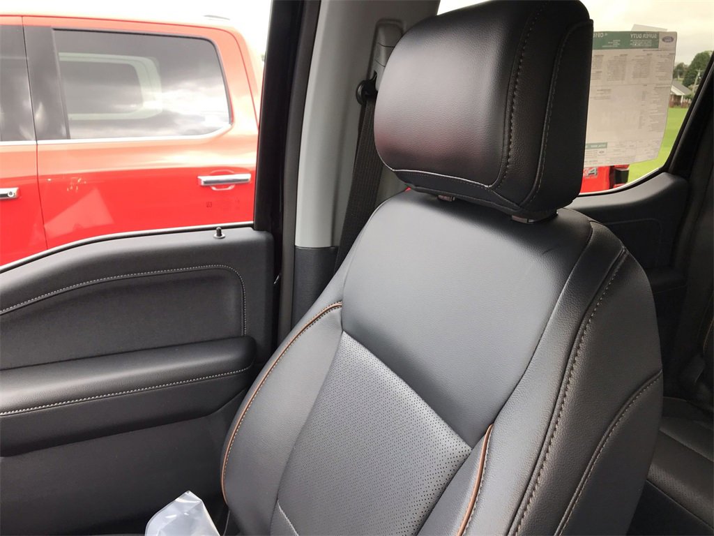 New 2025 Ford F250 Lariat w/ Lariat Ultimate Package image 23