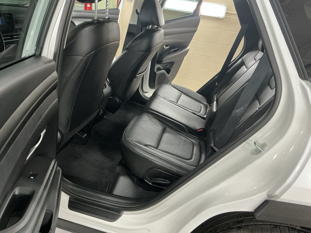 Certified 2025 Hyundai Tucson SEL AWD/4WD image 13