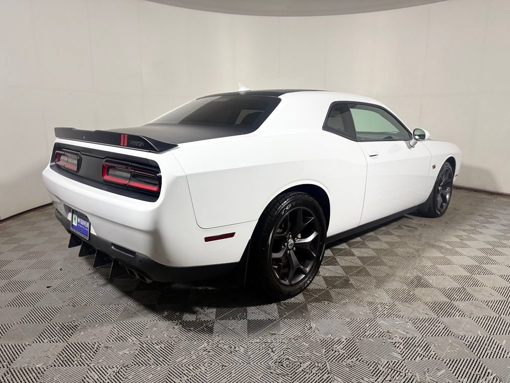 Used 2017 Dodge Challenger R/T Plus RWD image 7