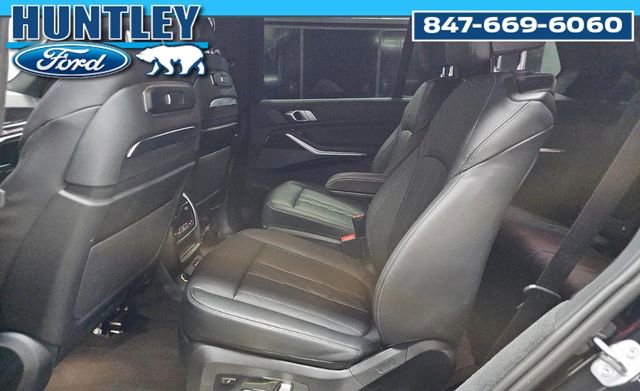 Used 2023 BMW X7 xDrive40i w/ Executive Package image 10
