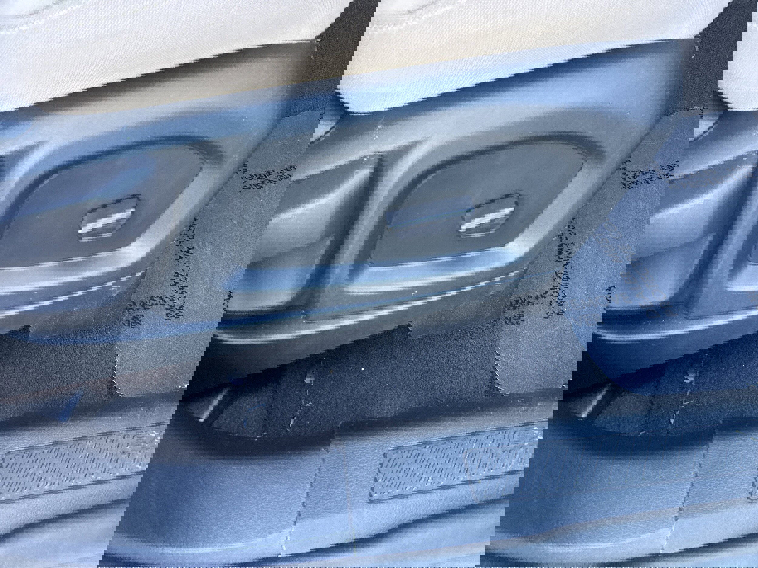 Used 2021 Ford Explorer XLT image 16