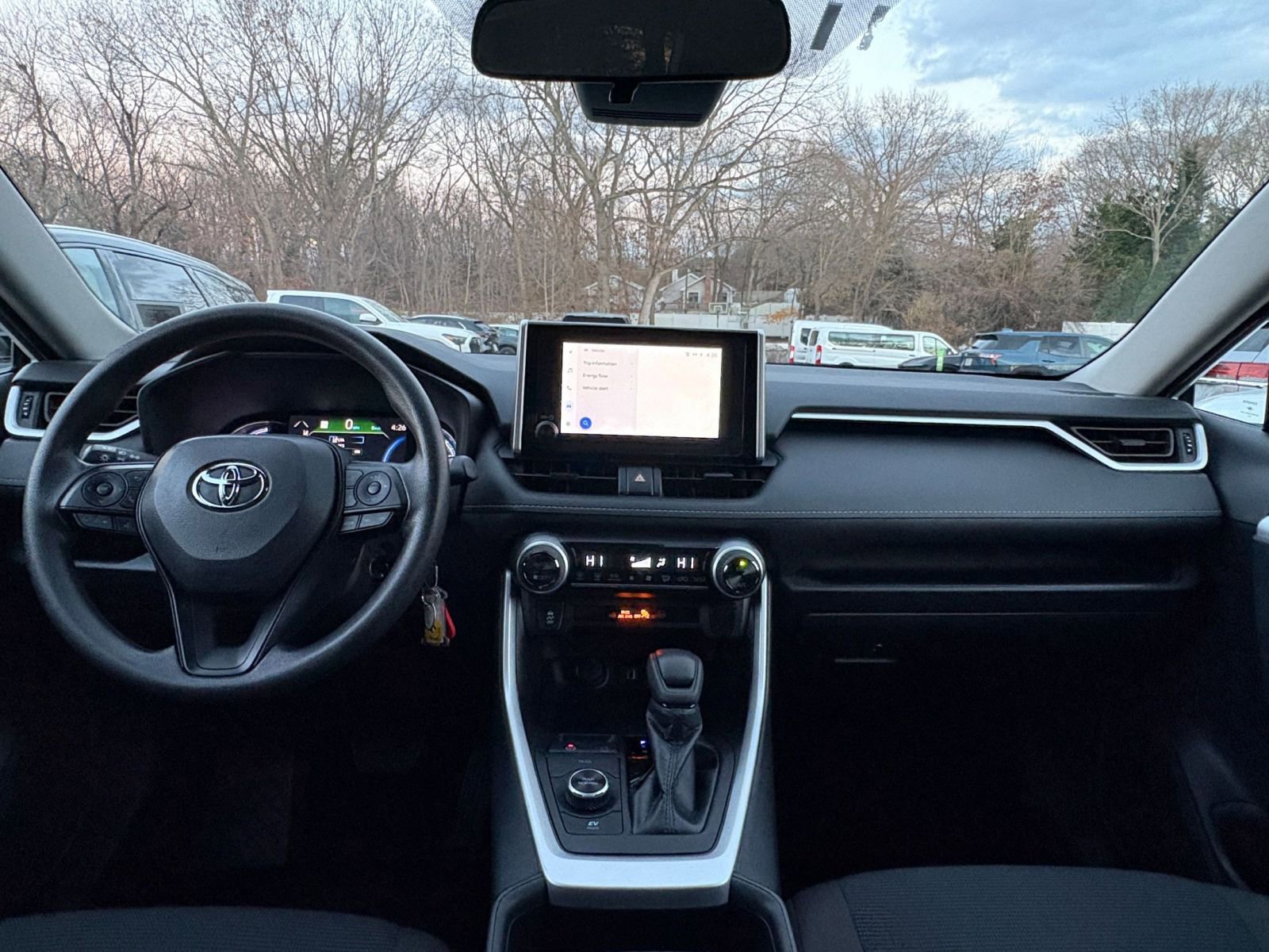 Used 2025 Toyota RAV4 LE image 32