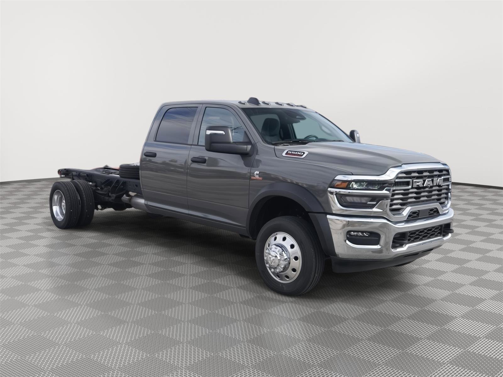 New 2026 RAM 5500 Tradesman w/ Chrome Appearance Group image 2