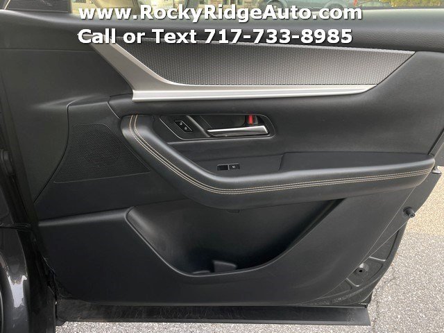 Used 2024 MAZDA CX-90 3.3 Turbo w/ Preferred Plus AWD/4WD image 40