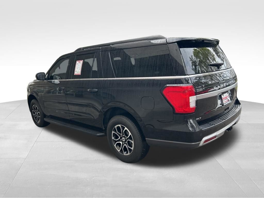 Used 2024 Ford Expedition Max XLT AWD/4WD image 4
