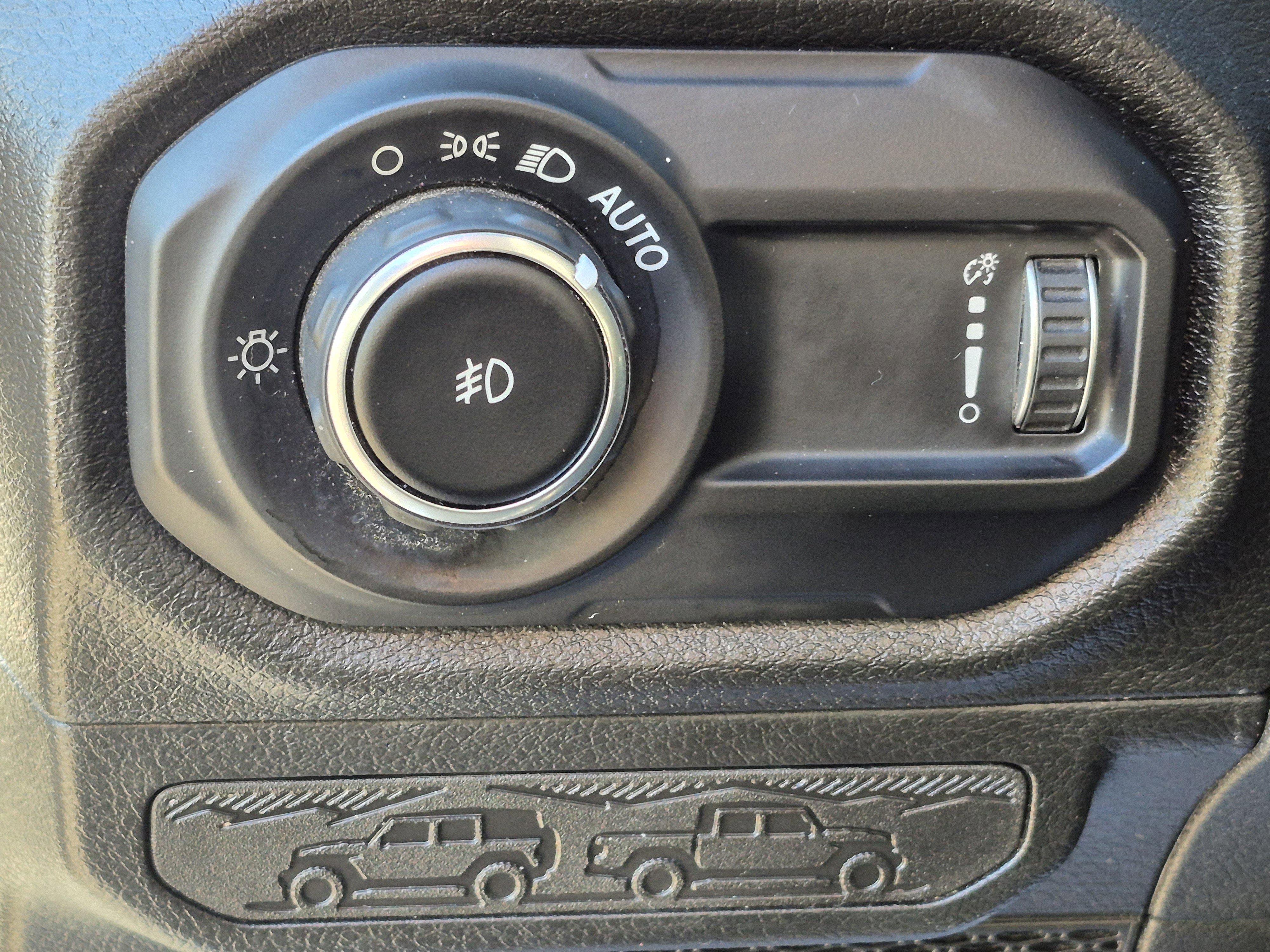 Used 2024 Jeep Wrangler Sport S image 15