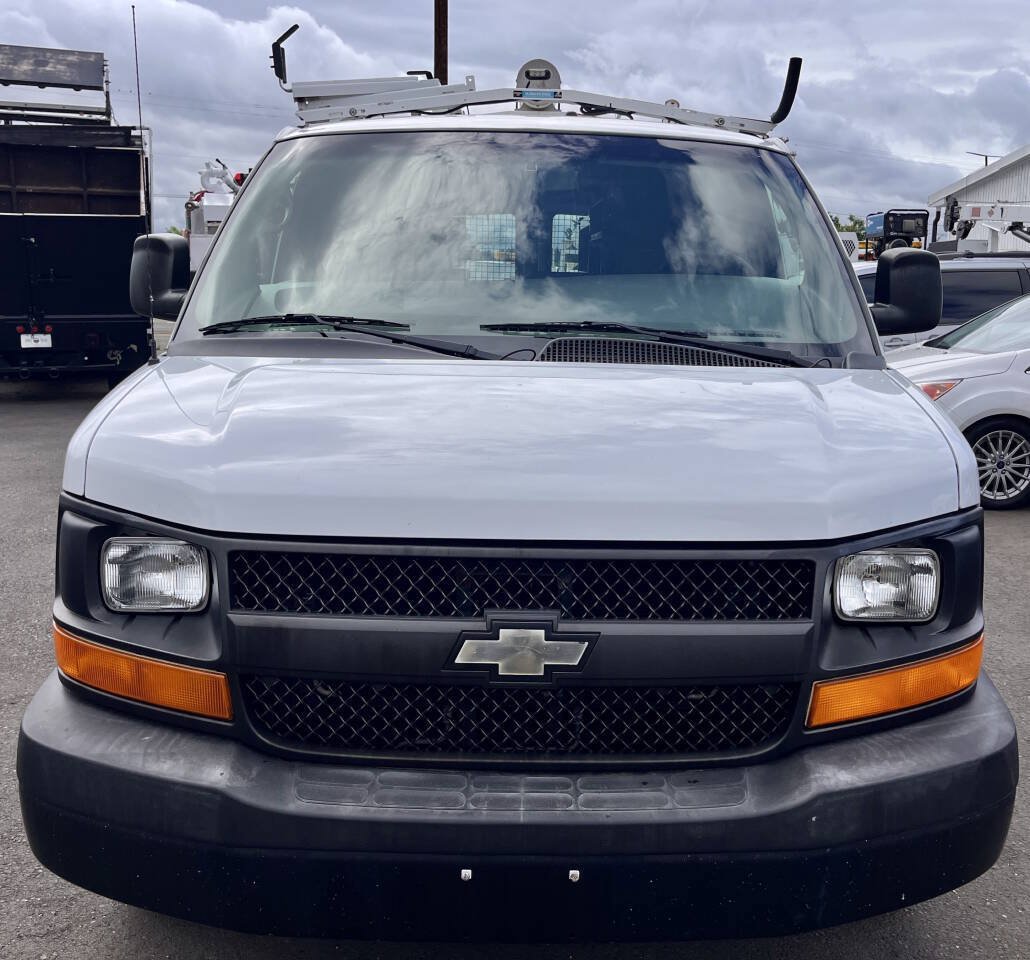 Used 2013 Chevrolet Express 2500 RWD image 7