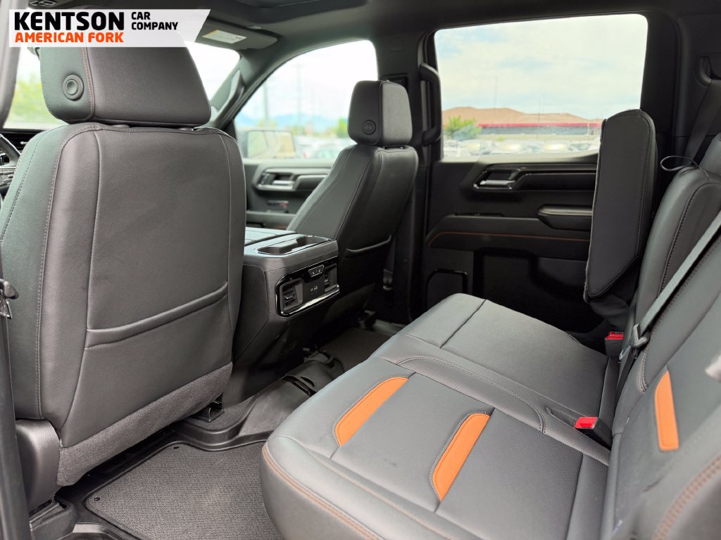 Used 2024 GMC Sierra 1500 AT4 w/ Technology Package AWD/4WD image 33