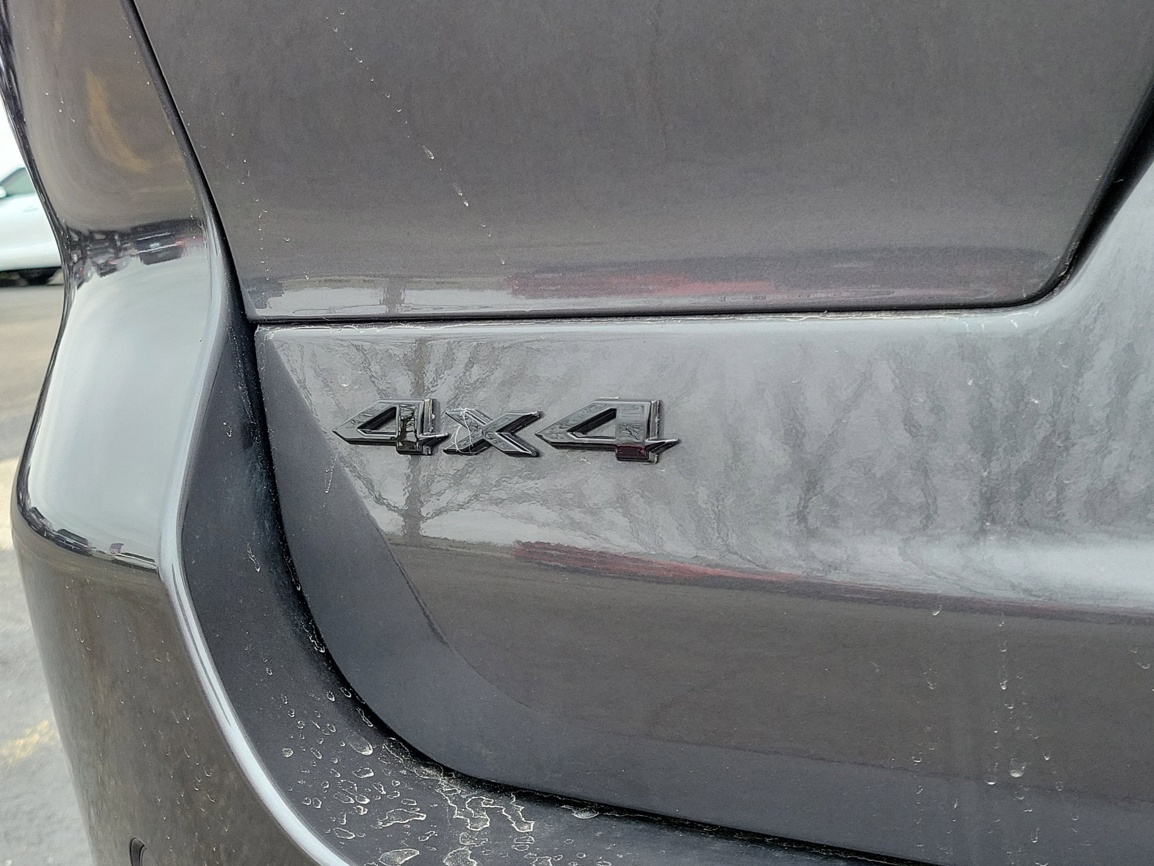 Used 2025 Jeep Grand Cherokee L Laredo image 6