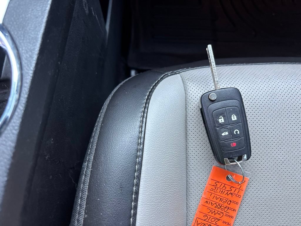 Used 2016 GMC Terrain Denali w/ Cargo Package FWD image 18