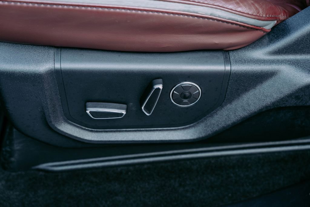 Used 2019 Ford F350 Platinum w/ Platinum Ultimate Package image 17