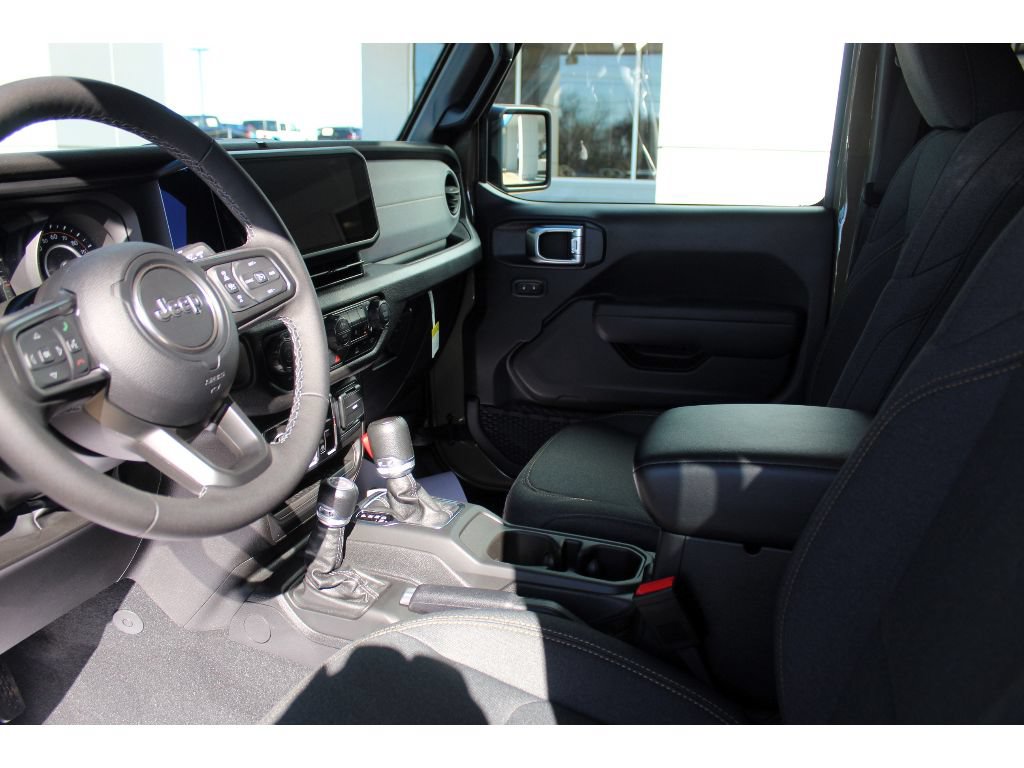 New 2026 Jeep Gladiator Sport AWD/4WD image 10