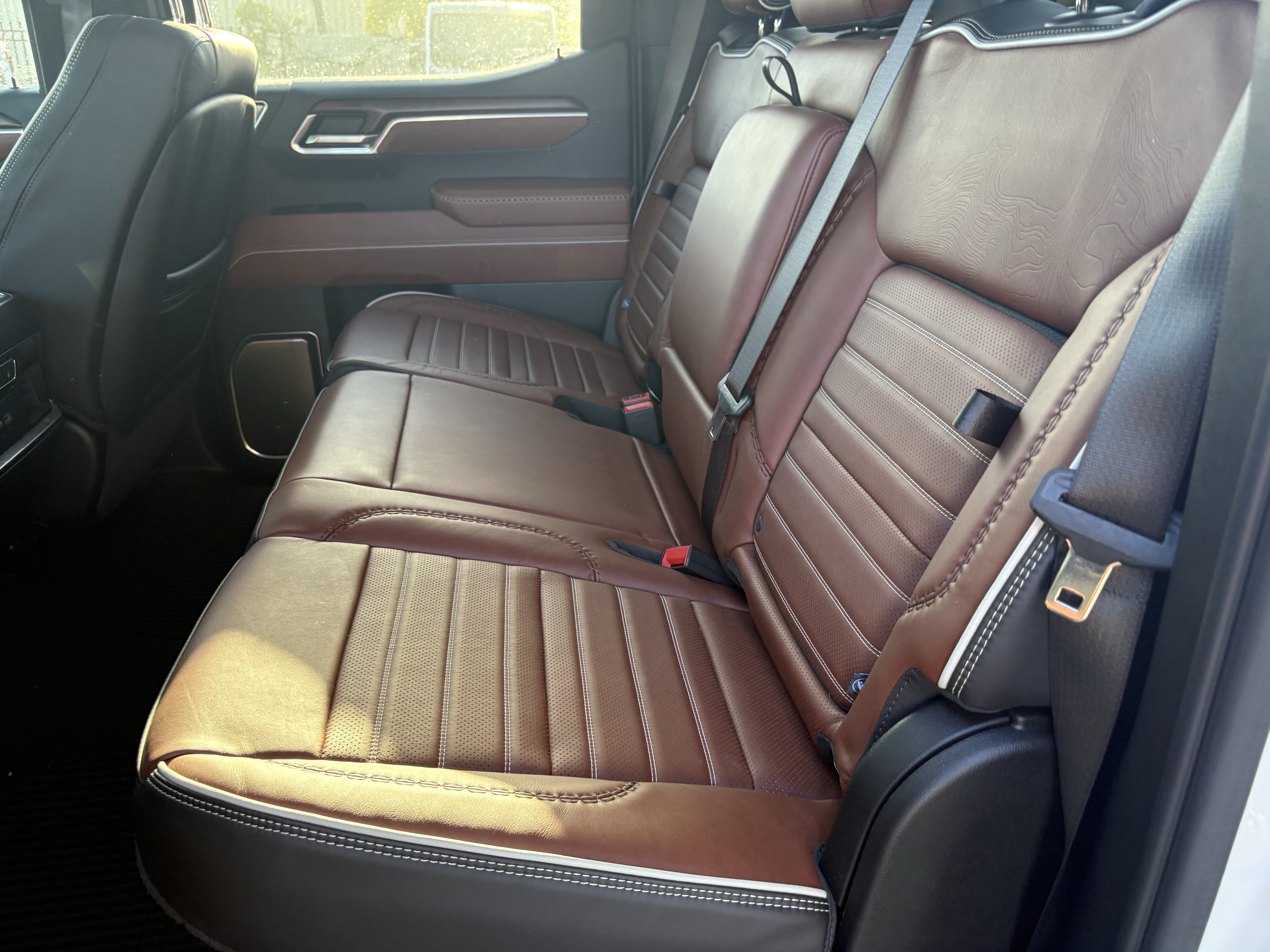 Certified 2025 GMC Sierra 1500 Denali Ultimate AWD/4WD image 8
