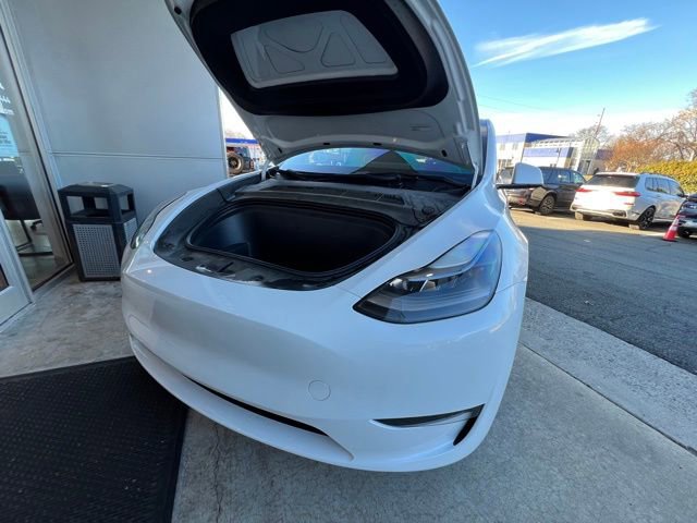 Used 2023 Tesla Model Y Long Range image 30