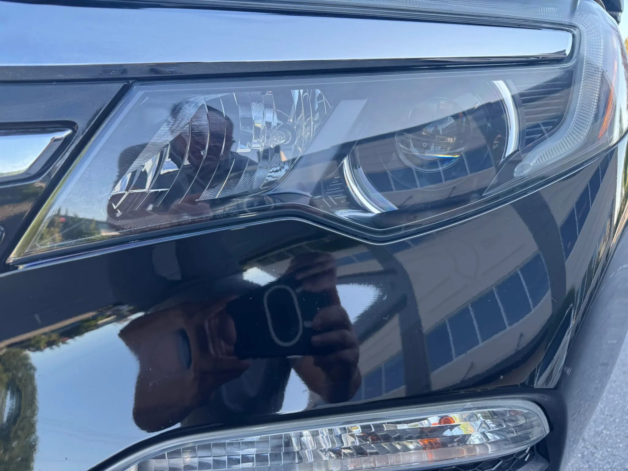 Used 2017 Honda Pilot Elite image 12