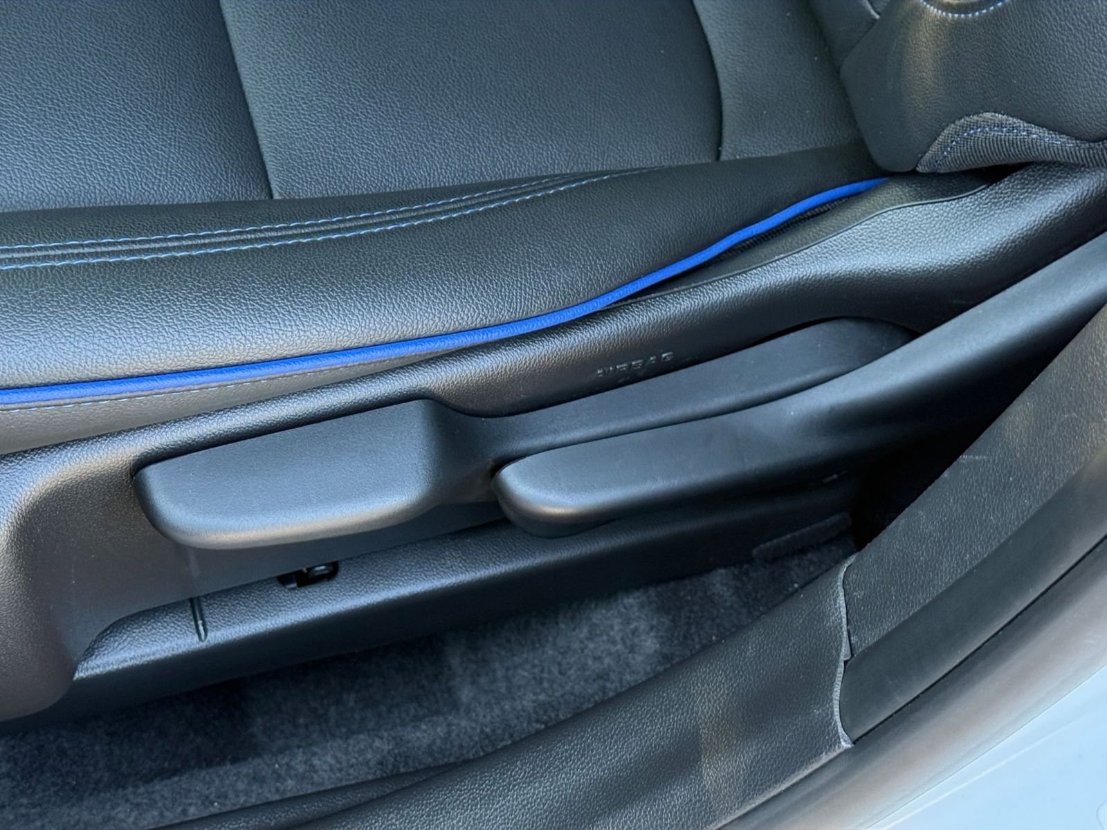 Used 2025 Buick Envista Sport Touring image 23