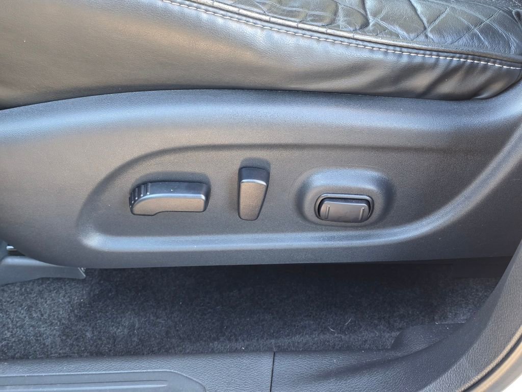 Used 2019 Nissan Murano Platinum w/ Cargo Package image 23