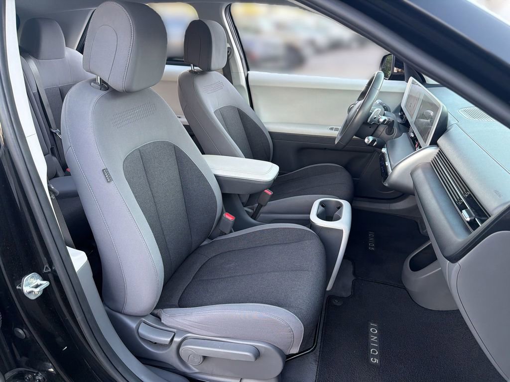 Used 2022 Hyundai Ioniq 5 SE w/ Cargo Package image 25