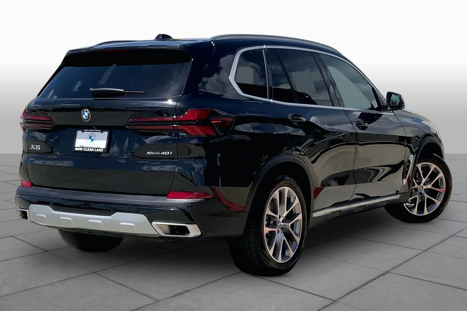Used 2024 BMW X5 xDrive40i w/ Premium Package AWD/4WD image 12