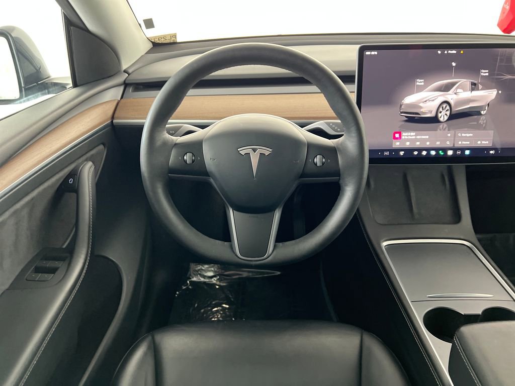 Used 2023 Tesla Model Y Long Range image 17