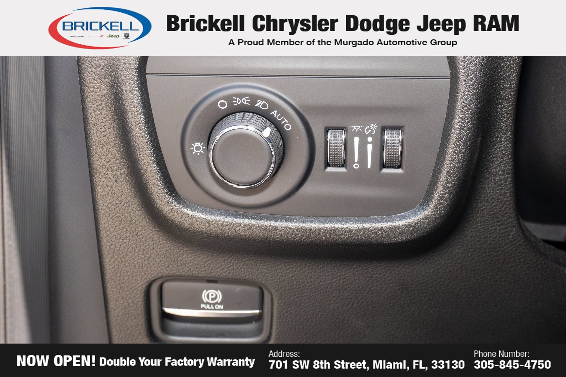 Used 2025 Jeep Grand Cherokee L Altitude AWD/4WD image 30