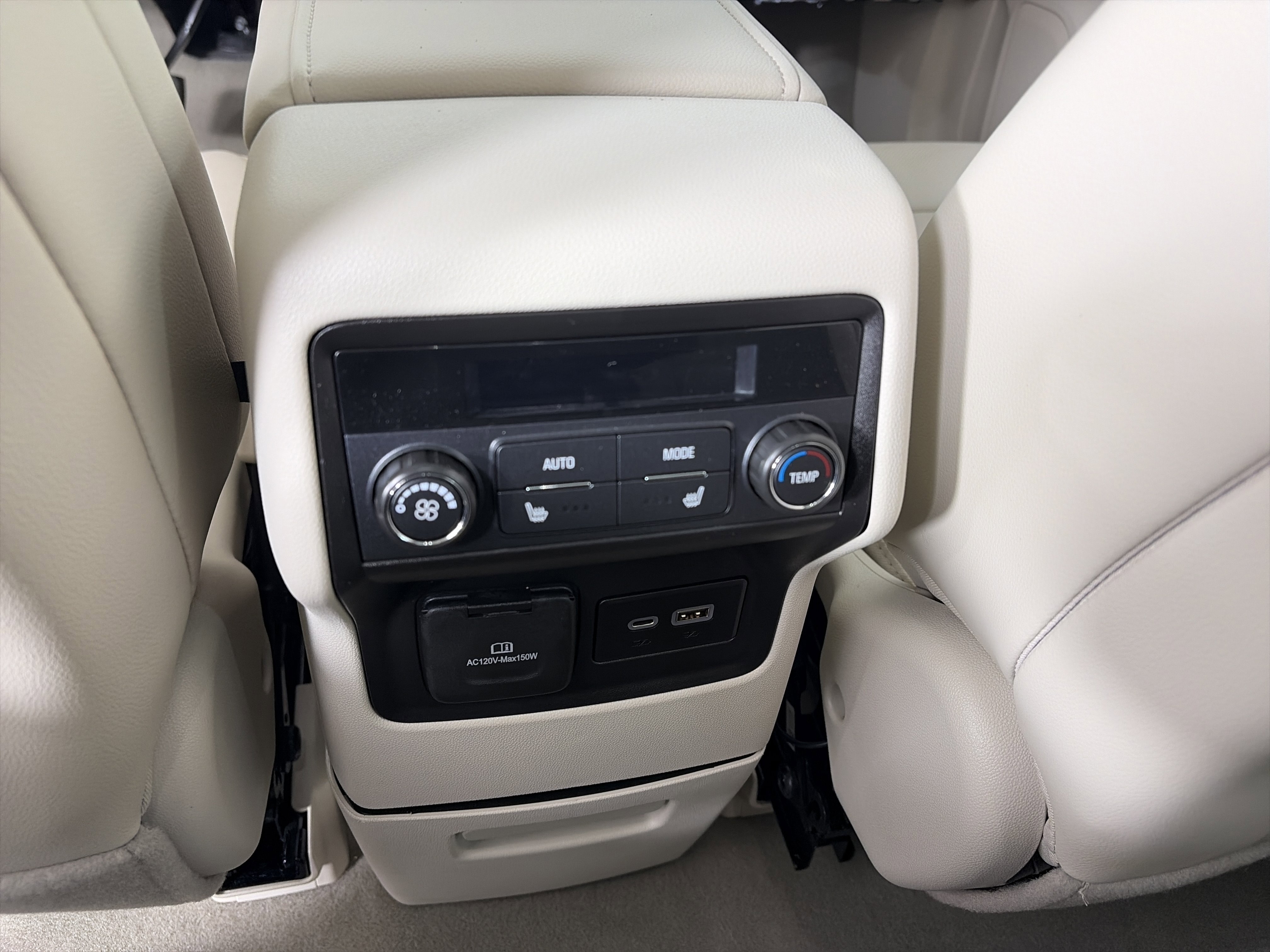 Certified 2023 GMC Acadia Denali image 12