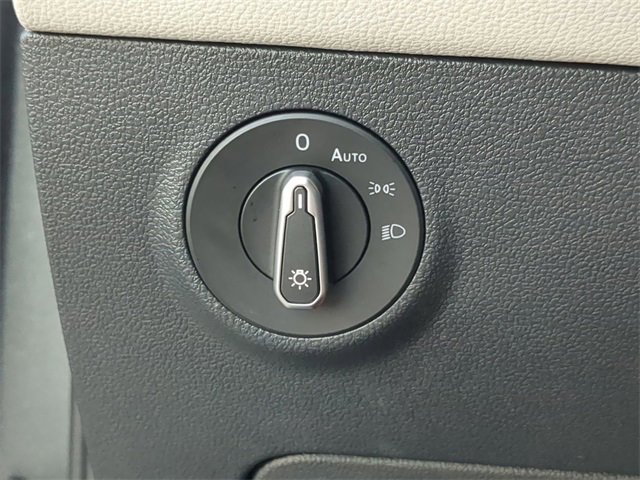 Certified 2025 Volkswagen Taos S image 23