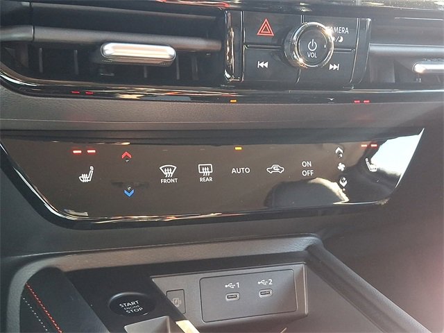 New 2026 Nissan Kicks SR w/ Cold Weather Package image 13