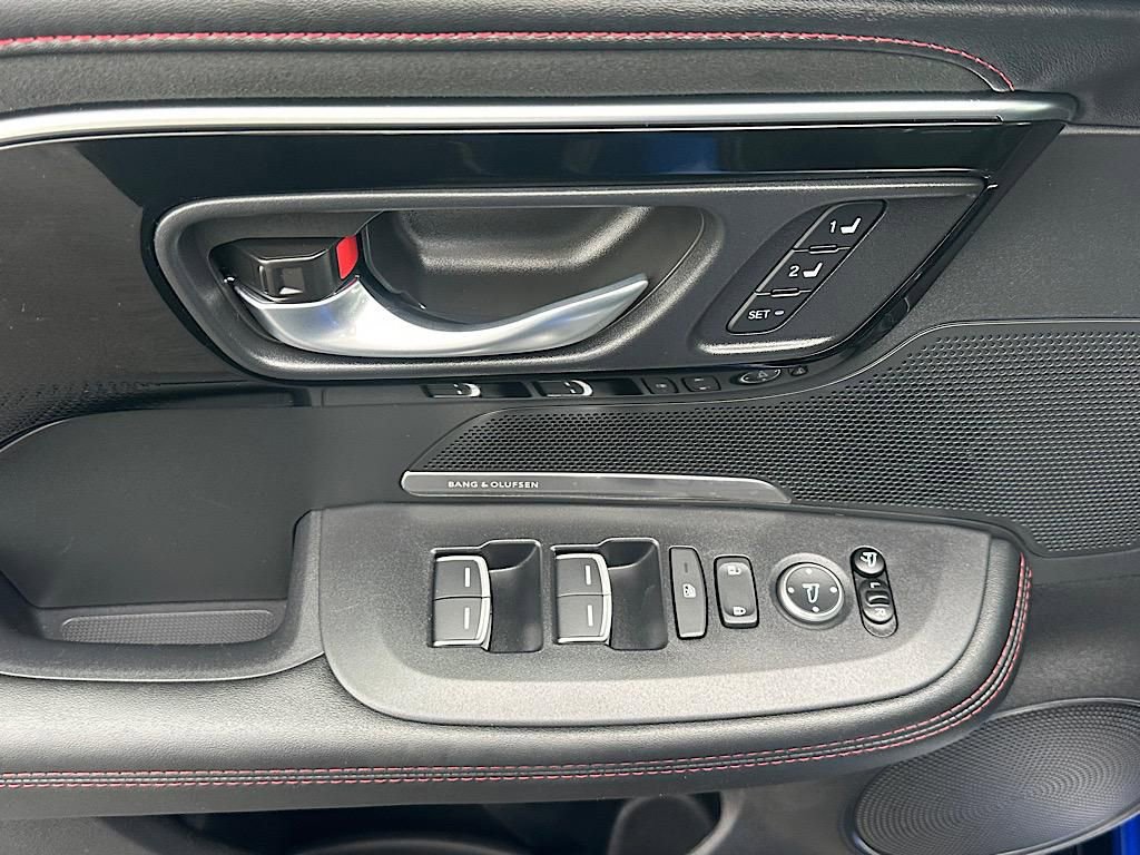 Certified 2025 Acura ADX A-Spec image 18