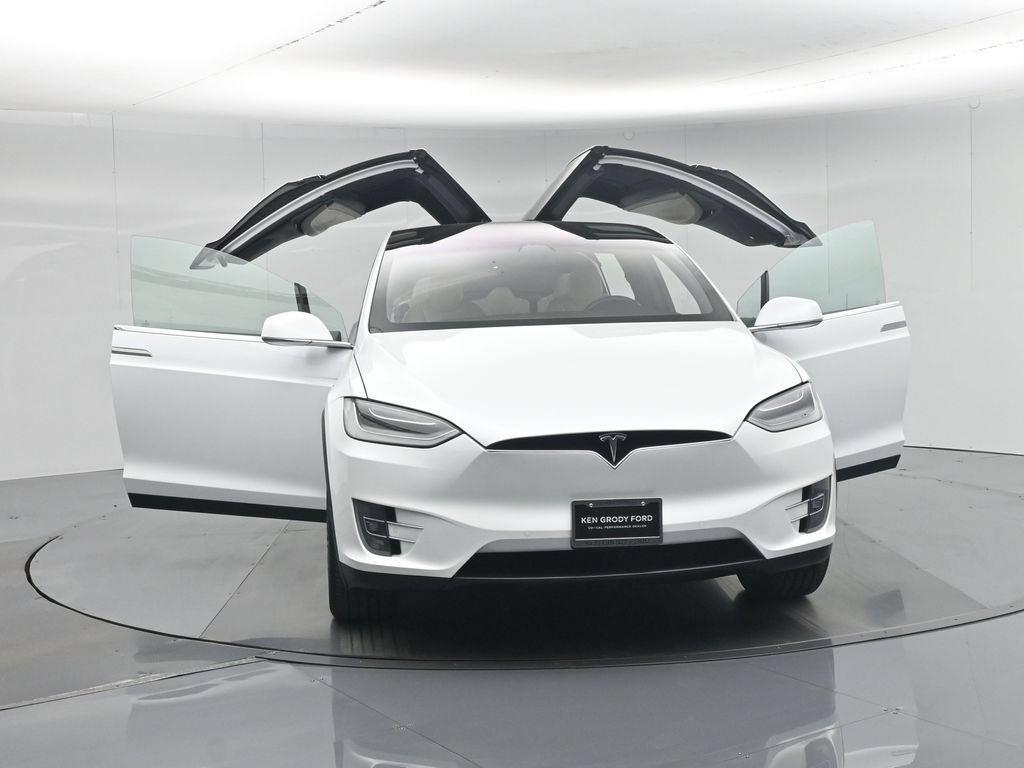Used 2020 Tesla Model X Long Range AWD/4WD image 29