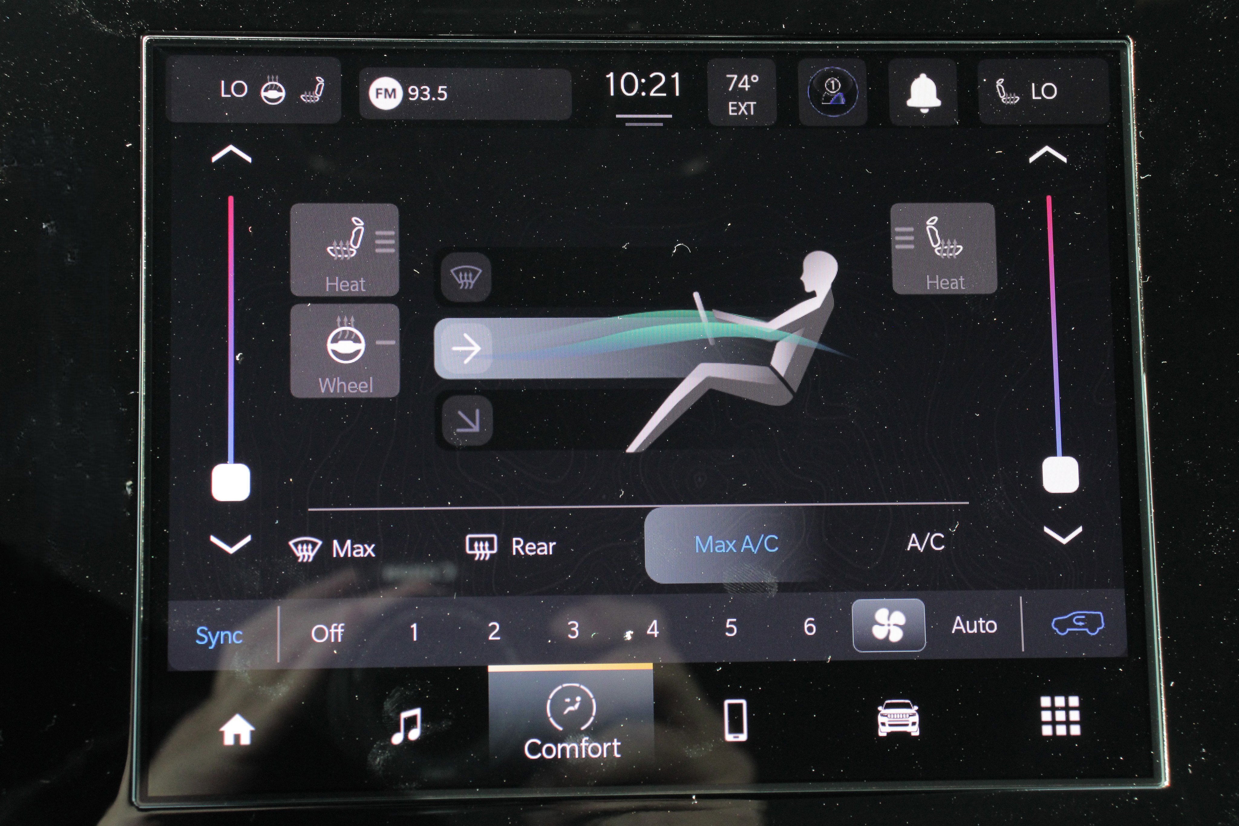 New 2025 Jeep Grand Cherokee Laredo w/ Luxury Tech Group I image 15