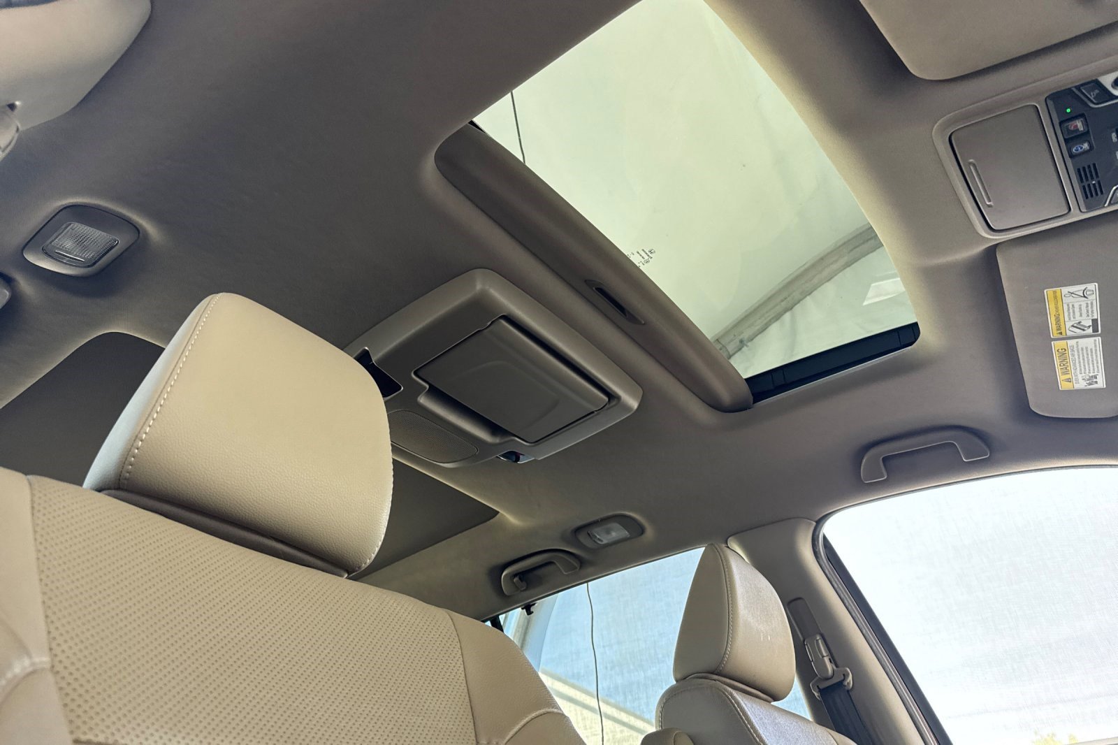 Used 2021 Honda Pilot Elite image 15