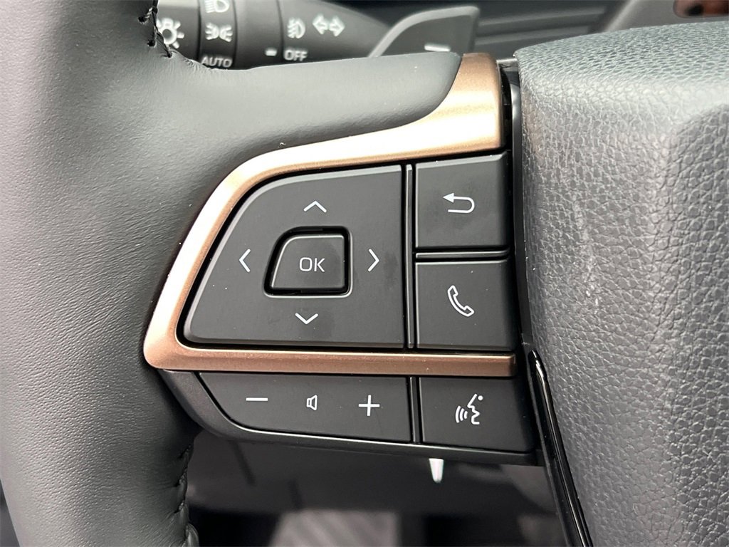 New 2026 Toyota Grand Highlander AWD Hybrid image 25