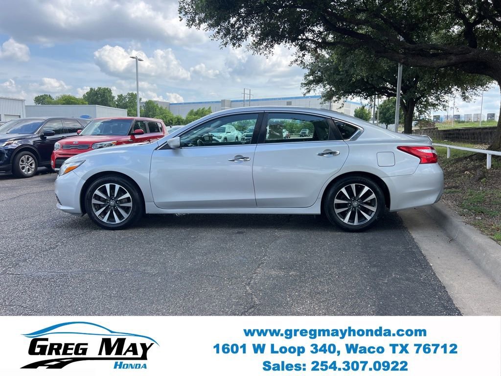 Used 2017 Nissan Altima 2.5 SV FWD image 4