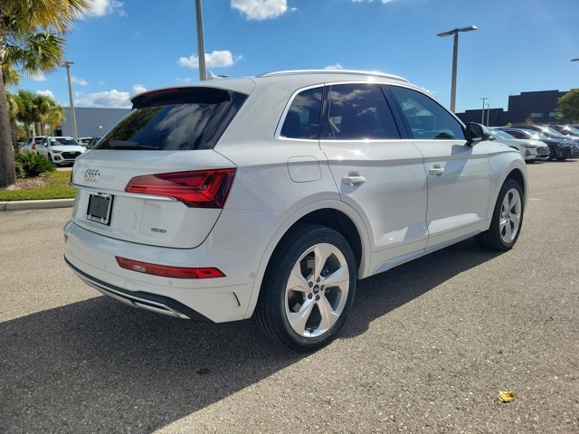 Used 2021 Audi Q5 Prestige w/ Prestige Package image 7