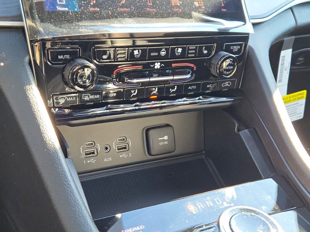 New 2025 Jeep Grand Cherokee Limited w/ Luxury Tech Group II image 29