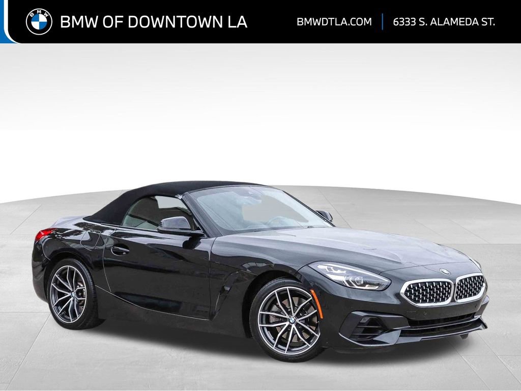 Used 2022 BMW Z4 sDrive30i w/ Driving Assistance Package image 1