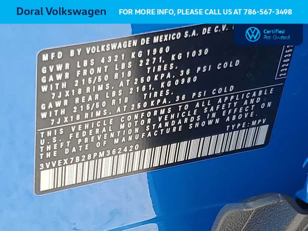Used 2023 Volkswagen Taos SE w/ Panoramic Sunroof Package FWD image 34