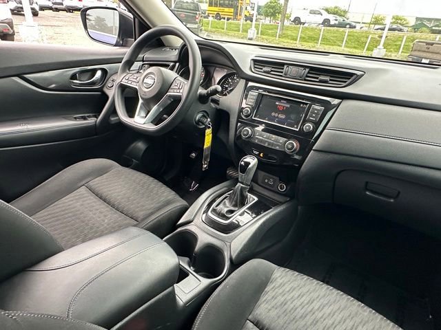 Used 2018 Nissan Rogue S FWD image 33