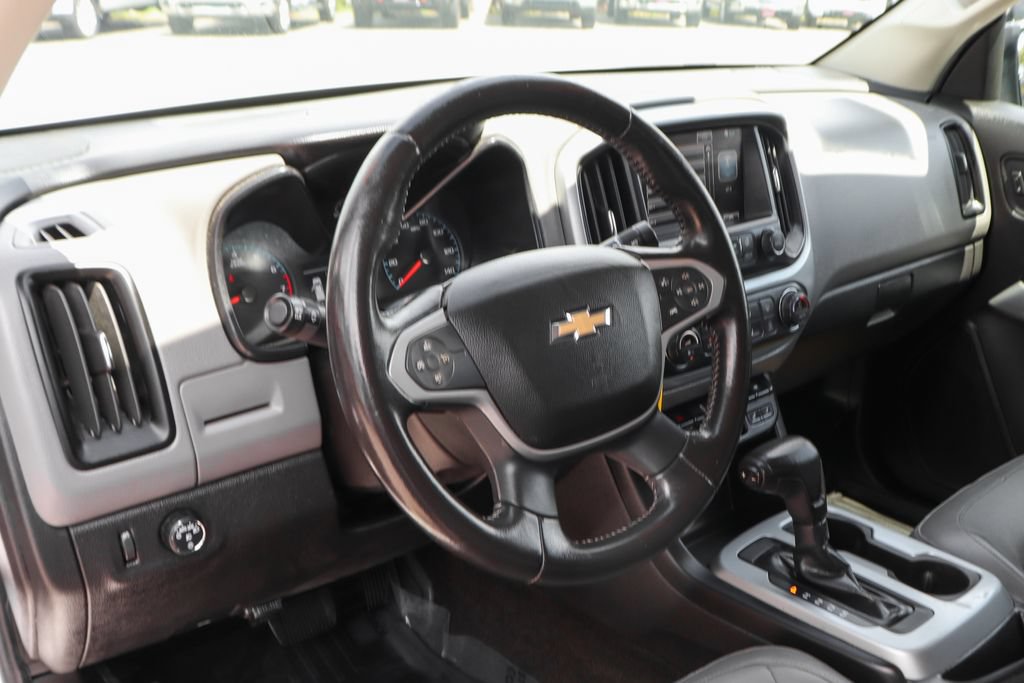 Used 2015 Chevrolet Colorado LT w/ Luxury Package RWD image 21