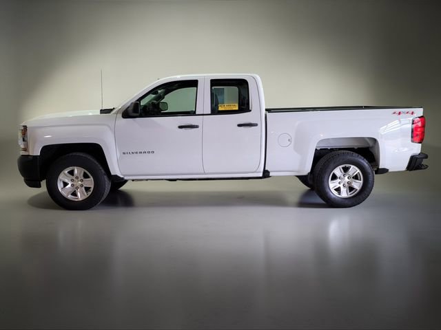 Used 2017 Chevrolet Silverado 1500 W/T w/ Trailering Package image 11