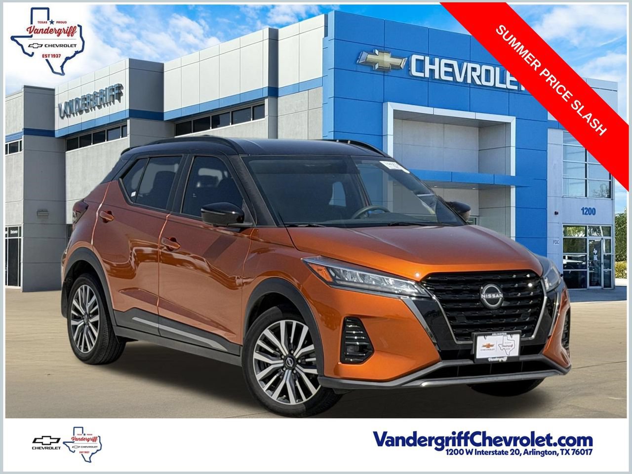 Used 2023 Nissan Kicks SR FWD image 1