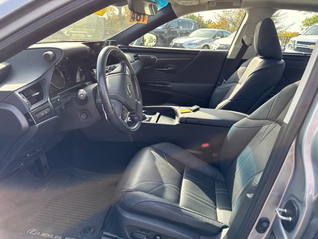 Certified 2025 Lexus ES 350 Ultra Luxury FWD image 10